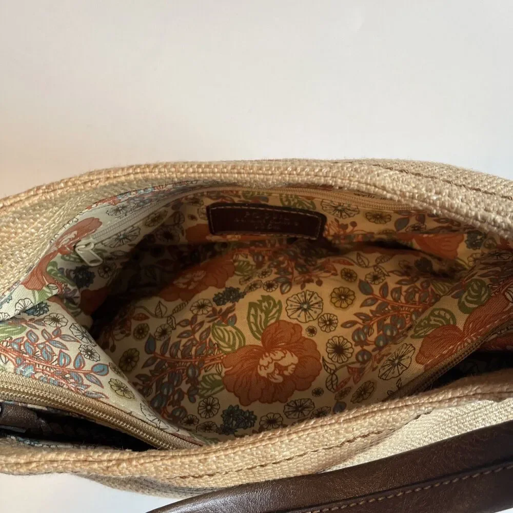 Fossil Straw Bag Genuine Classic Beige 3 Wood Beads Key Zippered Hobo Natural